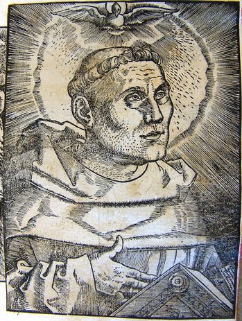 Martin Luther mit Heiligenschein und Taube